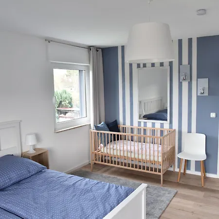 Neu! Schaaf Holiday home Hillscheid